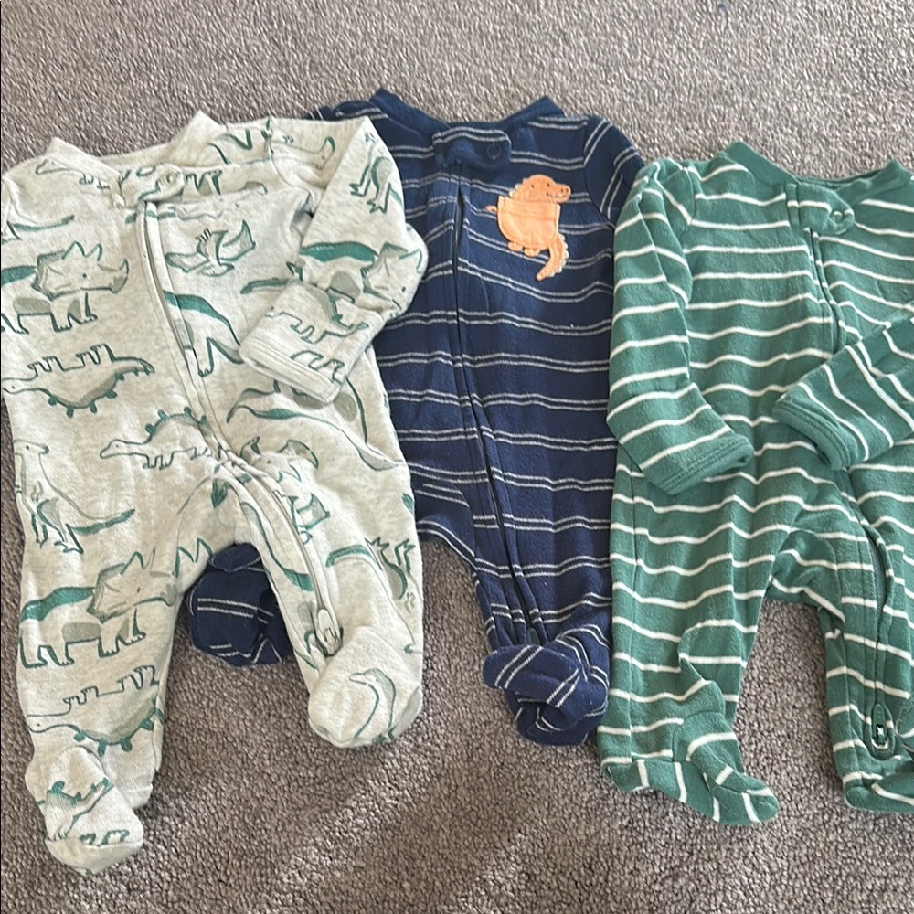 Newborn footies